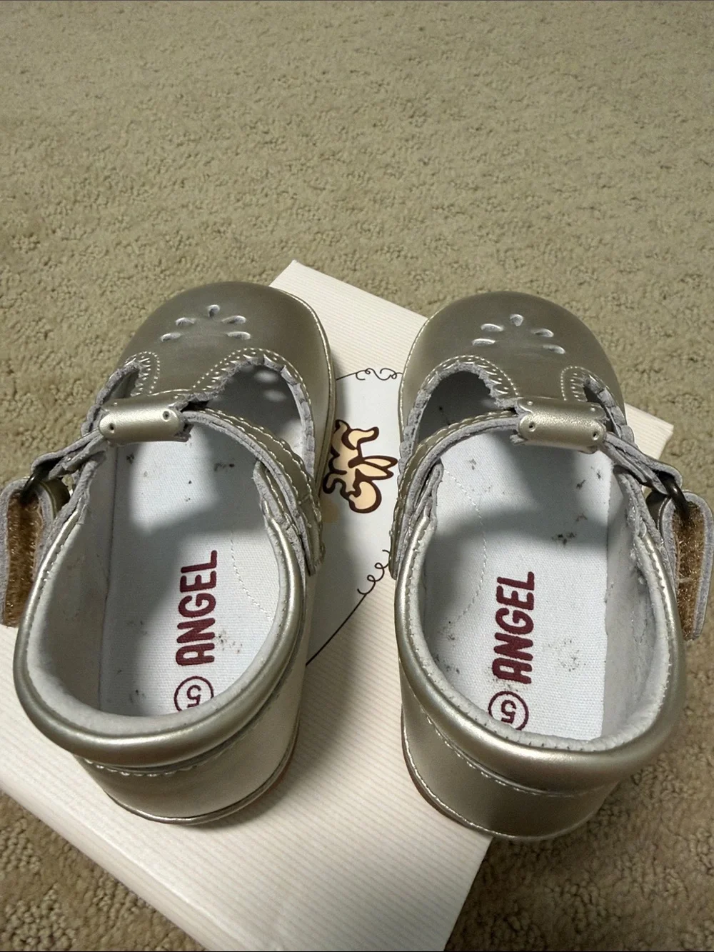 L’Amour Metallic Gold Toddler Mary Janes (Size 5)